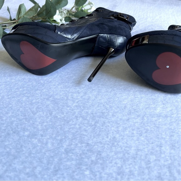 Women’s Sz 9 Navy Blue Platform Super High Heels Ankle Boots - Picture 9 of 10